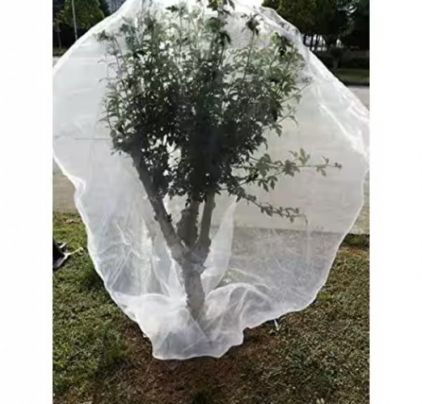 1.5oz Decorative Plant Protecting bag with zipper 84x84in