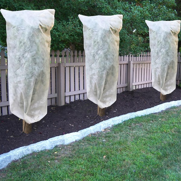 Plant Covers Freeze Protection 120in x120in 1.5oz Garden Plant Cover