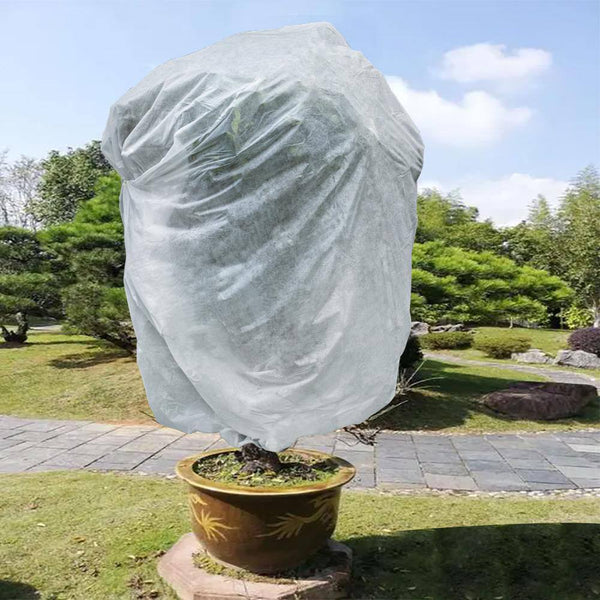 Plant Covers Freeze Protection 120in x120in 1.5oz Garden Plant Cover